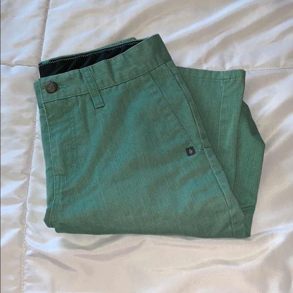 Volcom shorts
